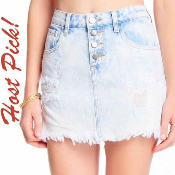 ASHLEY MASON/NORDSTROM New Denim Mini Jean Skirt Frayed Distressed NWT Women🎉HP - Picture 1 of 16